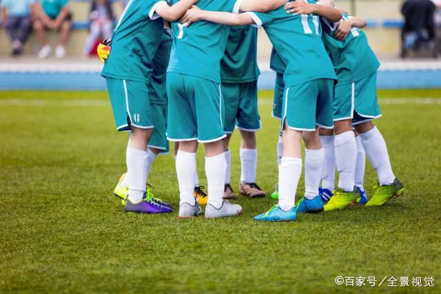 篮协官方：张涵泊与李沂泽为同一人 虚报年龄被禁赛三年